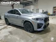 ✅ 2024 BMW X6 M • VIN: 5YM23ET0XR9U26576 • Lot: 86698164. Wystawiony na Copart z przebiegiem 6 669 mil. Bezpłatny archiwum sprzedaży aukcyjnych z USA i szczegółowy raport historii pojazdu na DreamBid. Zdjęcie 17.