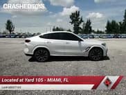 ✅ 2021 BMW X6 M • VIN: 5YMCY0C07M9G68178 • Lot: 68007165. Wystawiony na Copart z przebiegiem 8 909 mil. Bezpłatny archiwum sprzedaży aukcyjnych z USA i szczegółowy raport historii pojazdu na DreamBid. Zdjęcie 17.