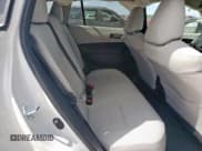 ✅ 2025 Toyota Corolla Cross LE • VIN: 7MUCAAAGXSV145824 • Lot: 66684015. Wystawiony na Copart z przebiegiem Nie podano. Bezpłatny archiwum sprzedaży aukcyjnych z USA i szczegółowy raport historii pojazdu na DreamBid. Zdjęcie 10.