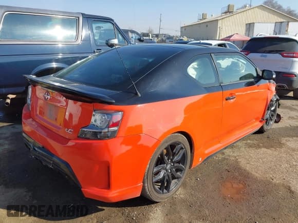✅ 2015 Scion tC • VIN: JTKJF5C71FJ006863 • Lot: 41332681. Wystawiony na IAAI z przebiegiem 91 559 mil. Bezpłatny archiwum sprzedaży aukcyjnych z USA i szczegółowy raport historii pojazdu na DreamBid. Zdjęcie 4.