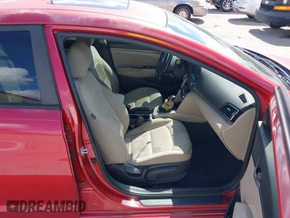 ✅ 2017 Hyundai Elantra Limited • VIN: 5NPD84LF2HH137487 • Lot: 43471350. Listed on IAAI with 110,188 mi. Free auction sales archive from the USA and detailed vehicle history report at DreamBid. Image 5.