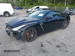 ✅ 2015 Nissan GT-R Premium • VIN: JN1AR5EF9FM280624 • Lot: 43614466. Wystawiony na IAAI z przebiegiem 71 853 mil. Bezpłatny archiwum sprzedaży aukcyjnych z USA i szczegółowy raport historii pojazdu na DreamBid. Zdjęcie 2.