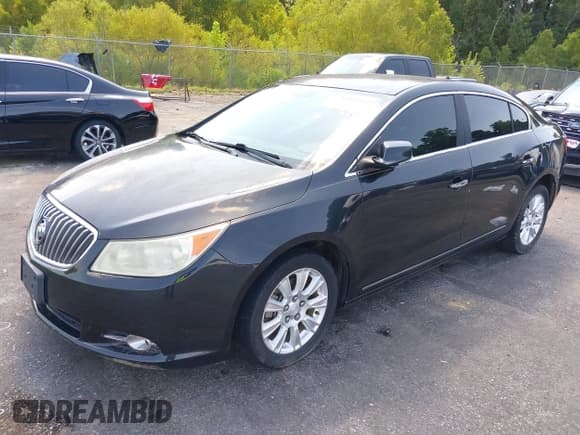 ✅ 2013 Buick LaCrosse Leather • VIN: 1G4GC5ER2DF264216 • Лот: 42983950. Опубликован ранее на IAAI с пробегом 196 429 миль. Бесплатный доступ к архиву аукционных продаж из США и подробный отчёт об истории автомобиля на DreamBid. Изображение 2.