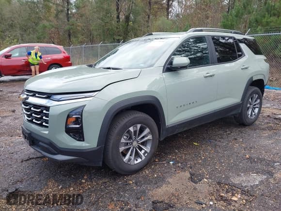 ✅ 2025 Chevrolet Equinox AWD LT • VIN: 3GNAXPEG7SL209991 • Lot: 43775090. Listed on IAAI with Not provided. Free auction sales archive from the USA and detailed vehicle history report at DreamBid. Image 17.