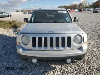 ✅ 2012 Jeep Patriot Sport • VIN: 1C4NJRBB8CD564501 • Lot: 90672345. Listed on Copart with 129,175 mi. Free auction sales archive from the USA and detailed vehicle history report at DreamBid. Image 5.