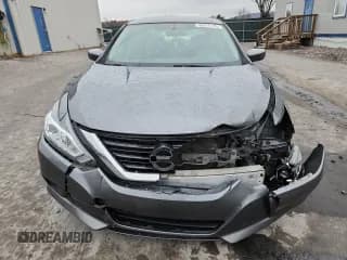 ✅ 2018 Nissan Altima SV • VIN: 1N4AL3AP9JC270133 • Lot: 92479735. Wystawiony na Copart z przebiegiem 135 627 mil. Bezpłatny archiwum sprzedaży aukcyjnych z USA i szczegółowy raport historii pojazdu na DreamBid. Zdjęcie 5.