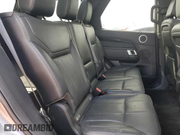 ✅ 2020 Land Rover Discovery SE • VIN: SALRG2RV8L2424542 • Lot: 93866235. Wystawiony na Copart z przebiegiem 88 137 mil. Bezpłatny archiwum sprzedaży aukcyjnych z USA i szczegółowy raport historii pojazdu na DreamBid. Zdjęcie 11.