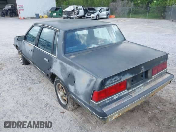 1987 Chevrolet Celebrity с VIN 1G1AW51W9H6195195, выставлен на аукционе IAAI как лот 42040092 с пробегом 117 321 миль миль и . История ставок и продаж доступна на DreamBid. Изображение 6.