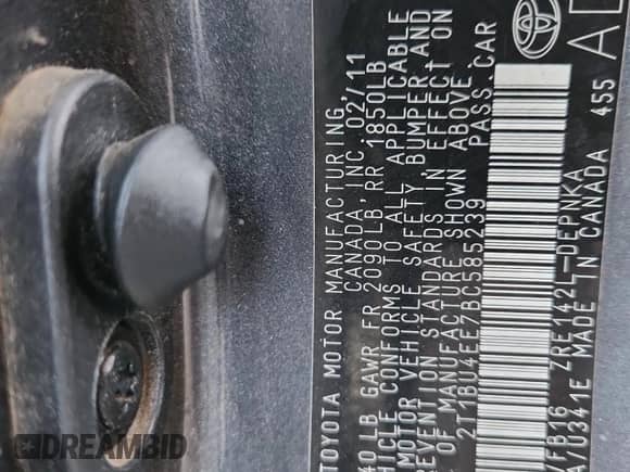 2011 Toyota Corolla S с VIN 2T1BU4EE7BC585239, выставлен на аукционе Copart как лот 86709925 с пробегом 154 315 миль миль и Списание • Salvage title. История ставок и продаж доступна на DreamBid. Изображение 12.