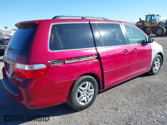 2005 Honda Odyssey EX с VIN 5FNRL38485B423778, выставлен на аукционе IAAI как лот 43459518 с пробегом 206 738 миль миль и . История ставок и продаж доступна на DreamBid. Изображение 4.