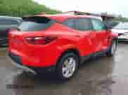 2020 Chevrolet Blazer LT z VIN 3GNKBHR46LS669529, wystawiony jako IAAI lot #42226887 z przebiegiem 87 894 mil mil oraz . Historia ofert i sprzedaży dostępna na DreamBid. Obrazek 4.