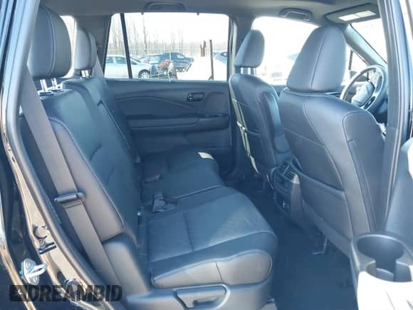 2023 Honda Passport Elite z VIN 5FNYF8H04PB006514, wystawiony jako IAAI lot #41537826 z przebiegiem 14 640 mil mil oraz . Historia ofert i sprzedaży dostępna na DreamBid. Obrazek 8.