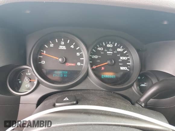 2008 Chevrolet Silverado 1500 Work Truck with VIN 1GCEC19X08Z221995, listed as a Copart auction lot 61192935 with 236,215 mi miles and Salvage title. Bid and sale history available at DreamBid. Image 9.