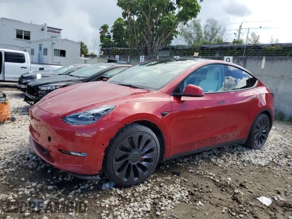 2021 Tesla Model Y Performance with VIN 5YJYGDEF5MF250733, listed as a Copart auction lot 60679894 with 21,085 mi miles and Non repairable. Bid and sale history available at DreamBid. Image 1.