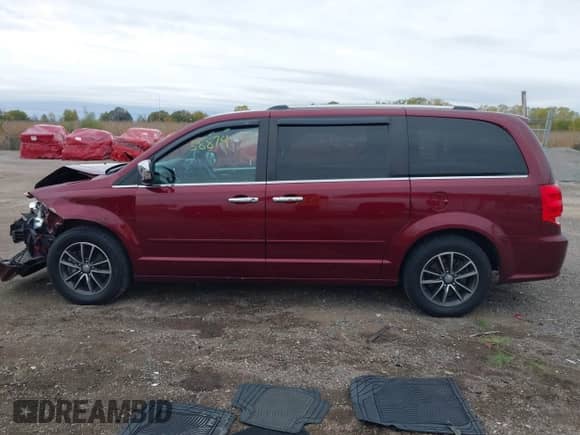 2017 Dodge Grand Caravan SXT с VIN 2C4RDGCG6HR678363, выставлен на аукционе IAAI как лот 43458874 с пробегом 110 301 миль миль и . История ставок и продаж доступна на DreamBid. Изображение 14.