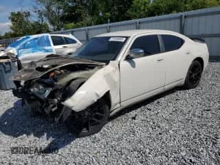 2007 Dodge Charger with VIN 2B3KA43G27H638277, listed as a Copart auction lot 71044685 with 195,490 mi miles and Non repairable. Bid and sale history available at DreamBid. Image 1.