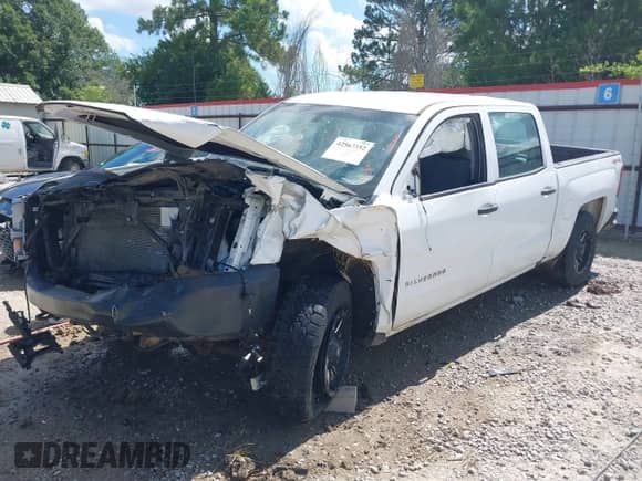 2017 Chevrolet Silverado 1500 Work Truck z VIN 3GCUKNEC3HG406079, wystawiony jako IAAI lot #42567352 z przebiegiem 189 811 mil mil oraz . Historia ofert i sprzedaży dostępna na DreamBid. Obrazek 17.