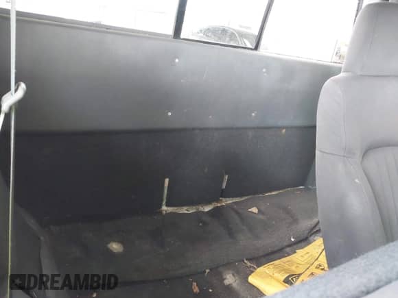 2003 Chevrolet S-10 LS с VIN 1GCCT19X838132407, выставлен на аукционе IAAI как лот 43284454 с пробегом 99 014 миль миль и . История ставок и продаж доступна на DreamBid. Изображение 8.