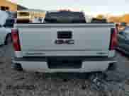 2018 GMC Sierra 1500 z VIN 1GTR1LEC3JZ341513, wystawiony jako Copart lot #77564244 z przebiegiem 56 873 mil mil oraz Szkoda całkowita • Salvage title. Historia ofert i sprzedaży dostępna na DreamBid. Obrazek 6.