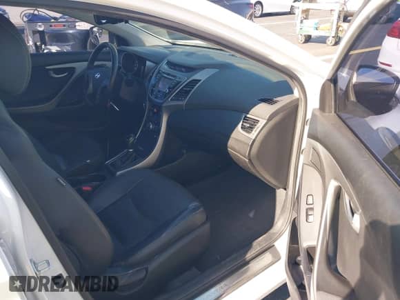 2016 Hyundai Elantra SE with VIN 5NPDH4AE6GH655529, listed as a IAAI auction lot 42594653 with 88,227 mi miles and . Bid and sale history available at DreamBid. Image 5.