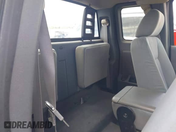 2005 Dodge Dakota SLT with VIN 1D7HE42K85S198645, listed as a IAAI auction lot 42801906 with 228,200 mi miles and . Bid and sale history available at DreamBid. Image 8.