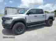 2025 Ram 1500 RHO z VIN 1C6SRFUP6SN661246, wystawiony jako Copart lot #65175565 z przebiegiem 11 289 mil mil oraz Szkoda całkowita • Salvage title. Historia ofert i sprzedaży dostępna na DreamBid. Obrazek 1.
