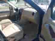 2010 Ford Explorer Eddie Bauer с VIN 1FMEU6EE7AUB07991, выставлен на аукционе IAAI как лот 43499078 с пробегом 140 301 миль миль и . История ставок и продаж доступна на DreamBid. Изображение 5.