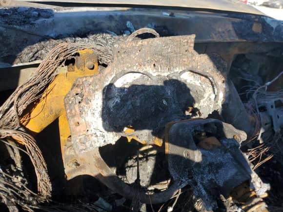 2011 Chevrolet Suburban with VIN 1GNWK5EG5BR230131, listed as a Copart auction lot 82959184 with Not provided miles and Salvage title. Bid and sale history available at DreamBid. Image 9.