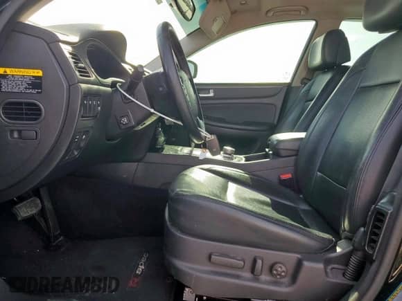 2012 Hyundai Genesis R-Spec z VIN KMHGC4DH7CU182527, wystawiony jako Copart lot #66891695 z przebiegiem 128 271 mil mil oraz Szkoda całkowita • Salvage title. Historia ofert i sprzedaży dostępna na DreamBid. Obrazek 7.