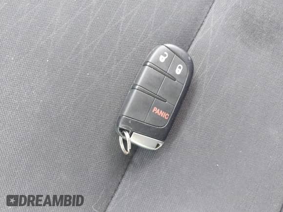 2018 Dodge Durango Special Service z VIN 1C4SDJFT2JC226626, wystawiony jako IAAI lot #42810384 z przebiegiem Nie podano mil oraz . Historia ofert i sprzedaży dostępna na DreamBid. Obrazek 11.
