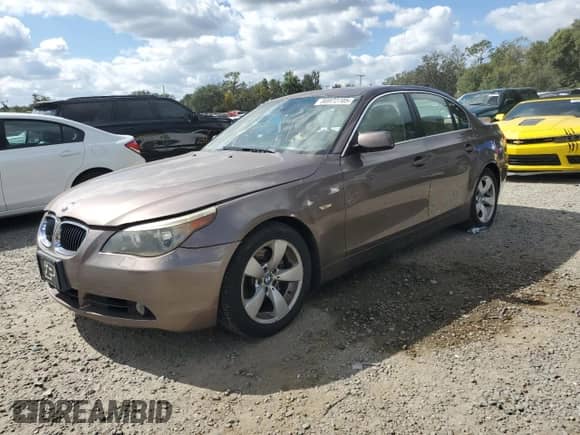 2006 BMW 5 Series 525i с VIN WBANE535X6CK86763, выставлен на аукционе Copart как лот 86972705 с пробегом Не указан миль и Списание • Salvage title. История ставок и продаж доступна на DreamBid. Изображение 1.