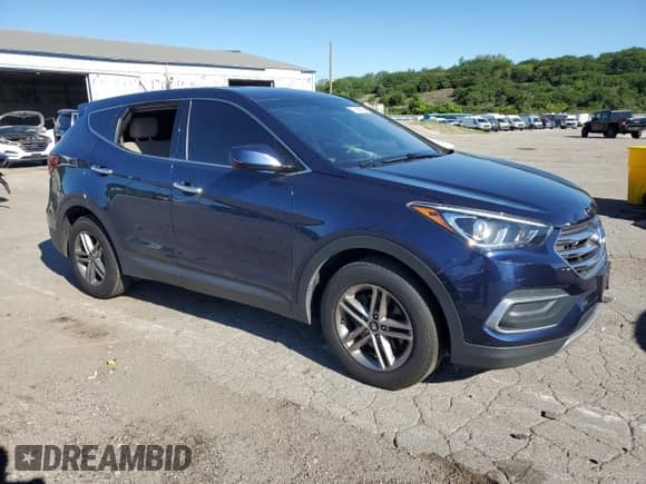 2018 Hyundai Santa Fe 2.4L z VIN 5XYZTDLB8JG546804, wystawiony jako Copart lot #70115275 z przebiegiem 141 974 mil mil oraz Czysty tytuł • Clean title. Historia ofert i sprzedaży dostępna na DreamBid. Obrazek 4.