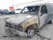 1995 Chevrolet Tahoe with VIN 1GNEK13K4SJ369290, listed as a IAAI auction lot 41599402 with Not provided miles and . Bid and sale history available at DreamBid. Image 6.