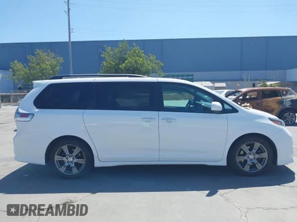 2017 Toyota Sienna SE with VIN 5TDXZ3DC3HS840664, listed as a IAAI auction lot 42555989 with 109,162 mi miles and . Bid and sale history available at DreamBid. Image 13.