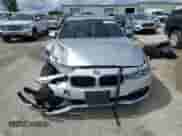 2018 BMW 3 Series 320i xDrive z VIN WBA8A3C56JA491885, wystawiony jako Copart lot #58156455 z przebiegiem 63 667 mil mil oraz Szkoda całkowita • Salvage title. Historia ofert i sprzedaży dostępna na DreamBid. Obrazek 5.