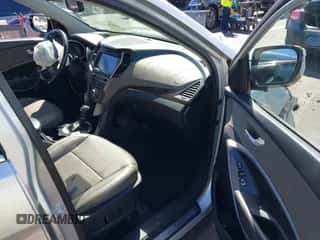 2017 Hyundai Santa Fe 2.4L with VIN 5XYZUDLB2HG498899, listed as a IAAI auction lot 43364901 with 110,113 mi miles and . Bid and sale history available at DreamBid. Image 5.