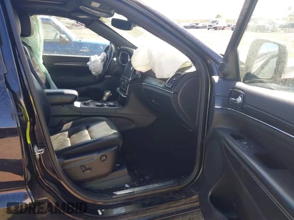 2021 Jeep Grand Cherokee 80th Anniversary z VIN 1C4RJFBG5MC770510, wystawiony jako IAAI lot #42838763 z przebiegiem 41 155 mil mil oraz . Historia ofert i sprzedaży dostępna na DreamBid. Obrazek 5.