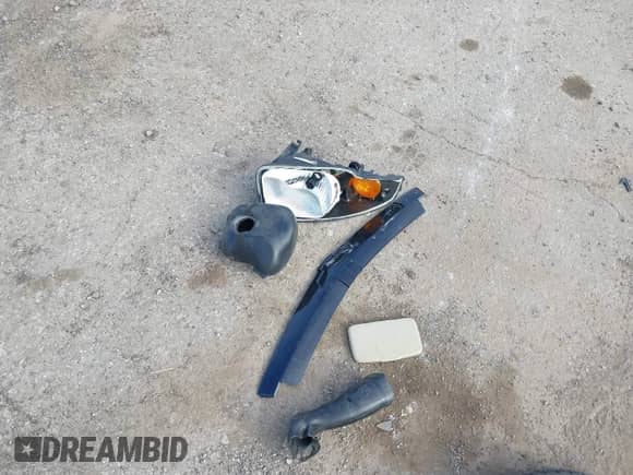 2005 Chevrolet Cavalier с VIN 1G1JC12F857102768, выставлен на аукционе IAAI как лот 42772002 с пробегом 152 414 миль миль и . История ставок и продаж доступна на DreamBid. Изображение 12.