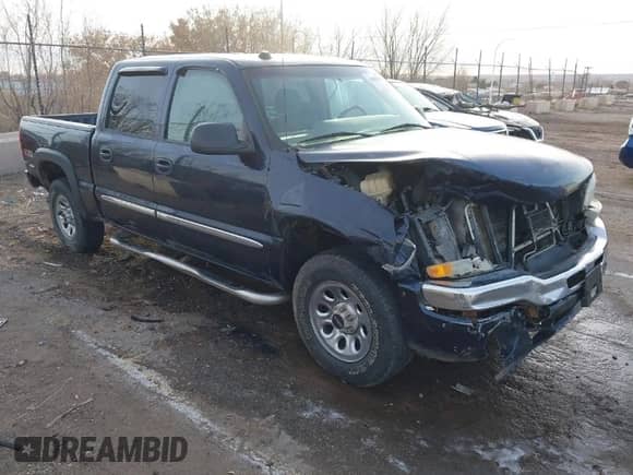 2005 GMC Sierra 1500 SLE with VIN 2GTEK13T651211968, listed as a IAAI auction lot 41049283 with 358,859 mi miles and . Bid and sale history available at DreamBid. Image 1.