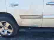 2008 Chevrolet Tahoe 3LT z VIN 1GNFK13018R178472, wystawiony jako IAAI lot #41587422 z przebiegiem 238 152 mil mil oraz . Historia ofert i sprzedaży dostępna na DreamBid. Obrazek 14.
