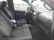 2017 Nissan Frontier SV with VIN 1N6DD0CU0HN701623, listed as a IAAI auction lot 43273948 with 173,654 mi miles and . Bid and sale history available at DreamBid. Image 5.