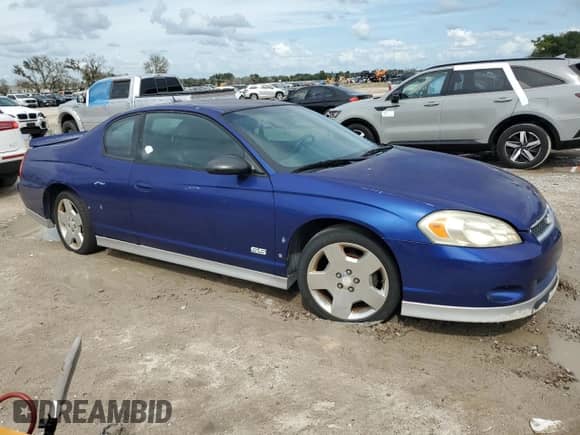 2006 Chevrolet Monte Carlo SS z VIN 2G1WL16C169370955, wystawiony jako Copart lot #70764204 z przebiegiem 132 439 mil mil oraz Czysty tytuł • Clean title. Historia ofert i sprzedaży dostępna na DreamBid. Obrazek 4.