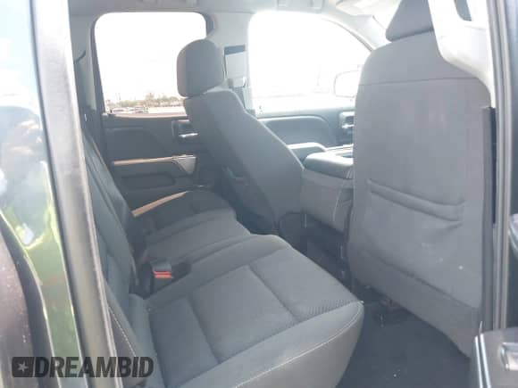 2019 Chevrolet Silverado 1500 LT z VIN 2GCRCPEC9K1151906, wystawiony jako IAAI lot #42253485 z przebiegiem 81 444 mil mil oraz . Historia ofert i sprzedaży dostępna na DreamBid. Obrazek 8.