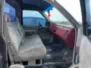 1992 Chevrolet Silverado 1500 с VIN 1GCDC14K6NZ105462, выставлен на аукционе IAAI как лот 42396896 с пробегом 186 985 миль миль и . История ставок и продаж доступна на DreamBid. Изображение 5.