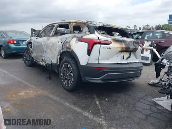 2024 Chevrolet Blazer EV eAWD LT с VIN 3GNKDBRJ4RS193951, выставлен на аукционе IAAI как лот 42078752 с пробегом Не указан миль и . История ставок и продаж доступна на DreamBid. Изображение 3.