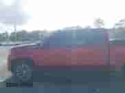 2022 Chevrolet Silverado 1500 RST z VIN 1GCUDEETXNZ561489, wystawiony jako IAAI lot #41959032 z przebiegiem 80 614 mil mil oraz . Historia ofert i sprzedaży dostępna na DreamBid. Obrazek 14.