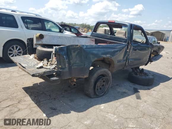 1998 Toyota Tacoma z VIN 4TAPM62N3WZ098830, wystawiony jako Copart lot #64984913 z przebiegiem 236 102 mil mil oraz Szkoda całkowita • Salvage title. Historia ofert i sprzedaży dostępna na DreamBid. Obrazek 3.