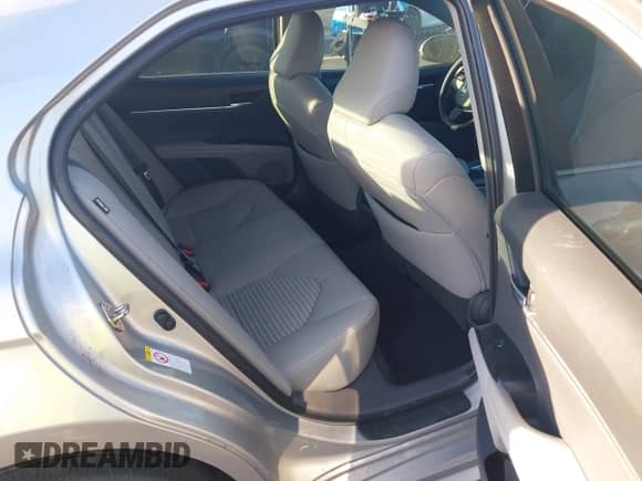 2018 Toyota Camry SE с VIN 4T1B11HK2JU108174, выставлен на аукционе IAAI как лот 43536123 с пробегом 9 549 миль миль и . История ставок и продаж доступна на DreamBid. Изображение 8.