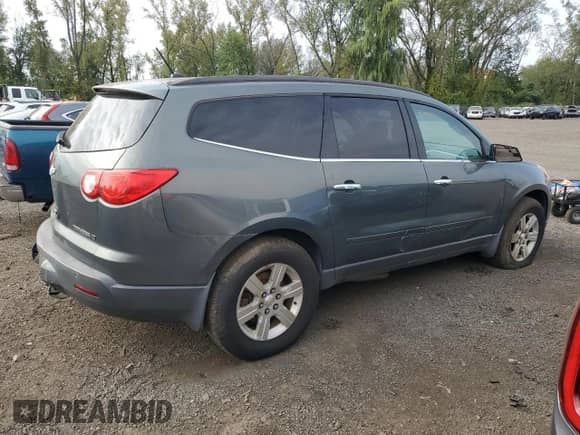 2011 Chevrolet Traverse 1LT with VIN 1GNKVGED5BJ174830, listed as a Copart auction lot 80455605 with 152,642 mi miles and Clean title. Bid and sale history available at DreamBid. Image 3.