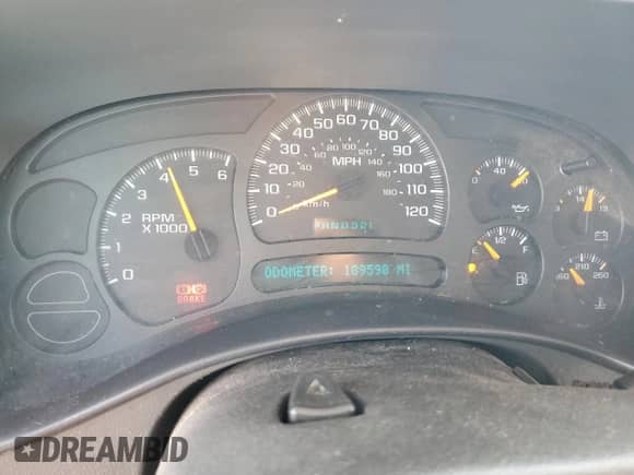 2003 GMC Sierra 1500 SLE with VIN 2GTEC19T331342373, listed as a Copart auction lot 70596625 with 189,590 mi miles and Clean title. Bid and sale history available at DreamBid. Image 9.